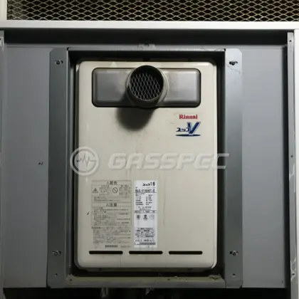 施工前の給湯器（RUX-V1606T-E）