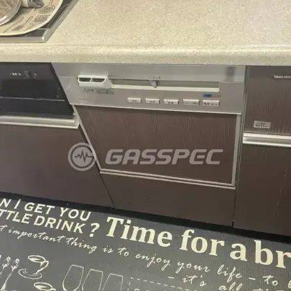 施工前のビルトイン食洗機（NP-P45V2PS）