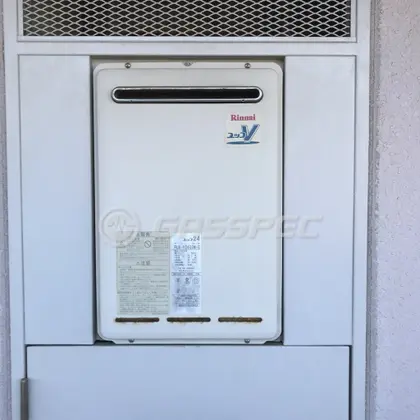 施工前の給湯器（RGH16CF2-S）