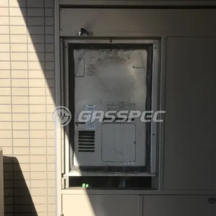 施工前の暖房熱源機（RUFH-V2400SAU2-3）
