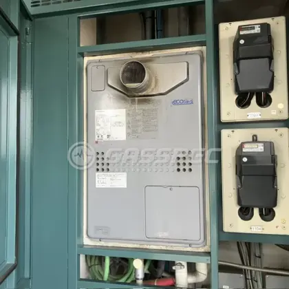 施工前の暖房熱源機（GTH-C2439SAWX3H-T）