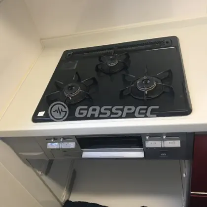 施工前のビルトインガスコンロ（DG32K1SR/S32K1NZ）