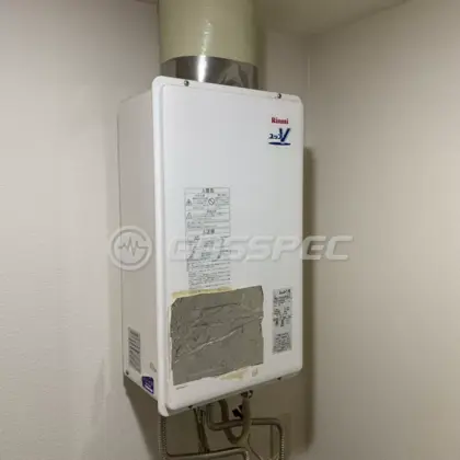 施工前の給湯器（RUX-V1610FFUA-E）