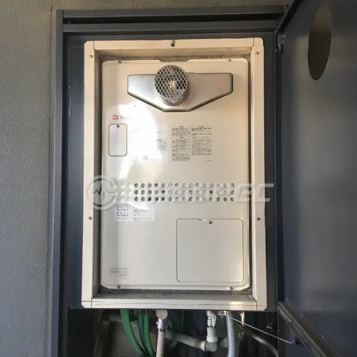 交換後の給湯器（ノーリツ GTH-2444SAWX3H-T-1 BL）