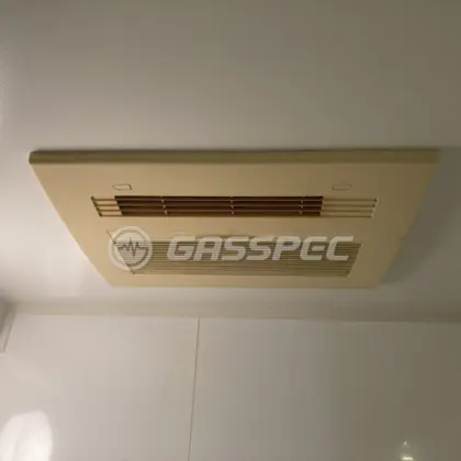 施工前の浴室乾燥機（PBD-330TC3）