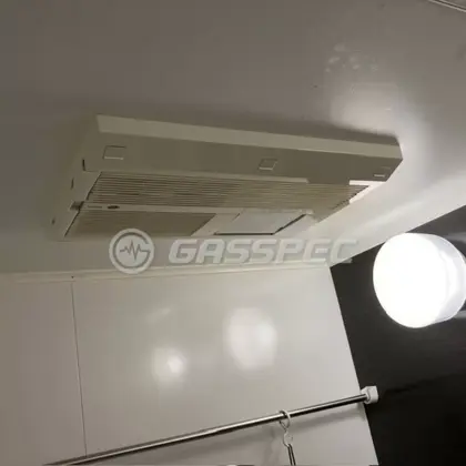 施工前の浴室乾燥機（TYK920GR）