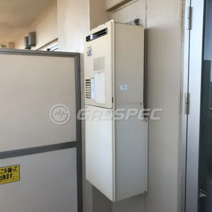 施工前の暖房熱源機（RUFH-VD2400AW2-3）