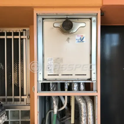 施工前の給湯器（RUF-A2000SAT）