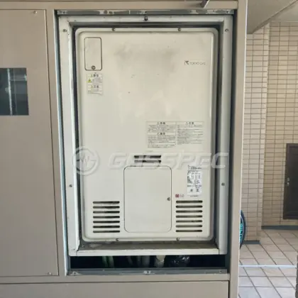 施工前の暖房熱源機（RUFH-2405AU2-3）