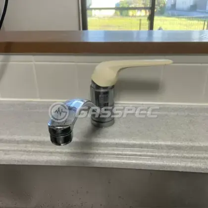 施工前の水栓・蛇口
