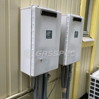 施工前の給湯器（GJ-C24T1）