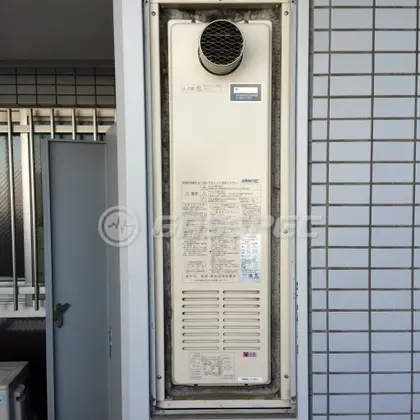 施工前の暖房熱源機（AT-4201ACS4AW3Q）