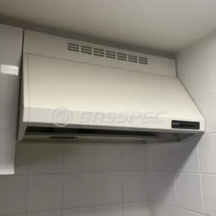 施工前のレンジフード（VU90R）