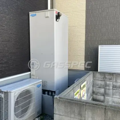 施工前のエコキュート（SRT-HPT46WUX7）