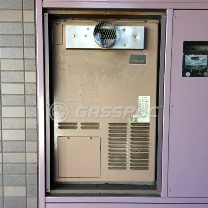 施工前の暖房熱源機（AT-366RSA-AW2Q-C）