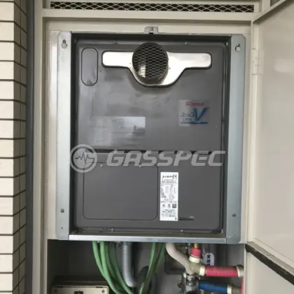 施工前の暖房熱源機（RUFH-VD2401AT2-3）