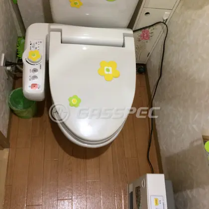 施工前のトイレ（BC-270S）