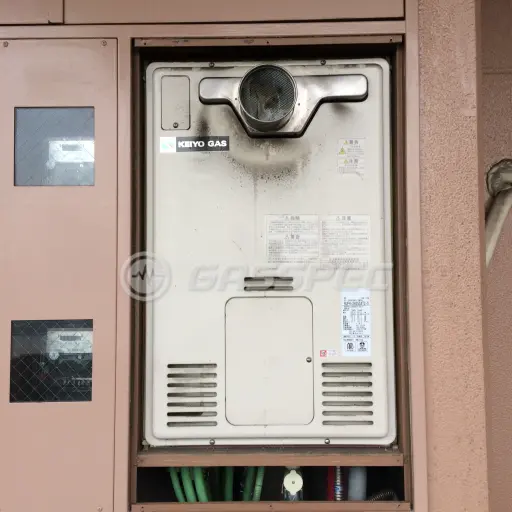交換前の給湯器