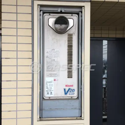 施工前の給湯器（RUF-VS2000SAT-1）