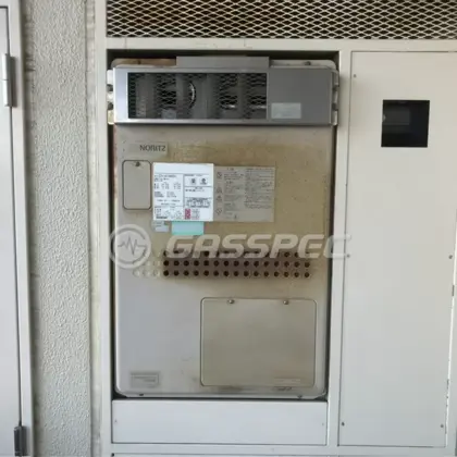 施工前の暖房熱源機（GTH-2417AWX3H）