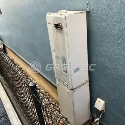 施工前の暖房熱源機（RH-61W）