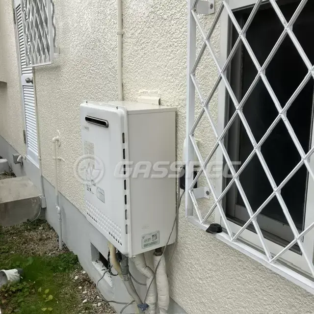 交換前の給湯器（ノーリツ GT-2450AWX）