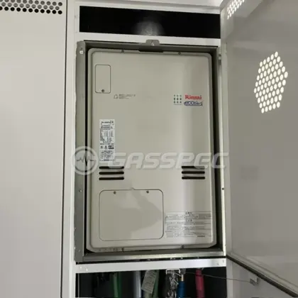 施工前の暖房熱源機（RUFH-K2403SAU2-3(A)）