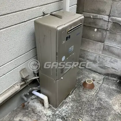 施工前の暖房熱源機（RVD-E2400SAW2-1）