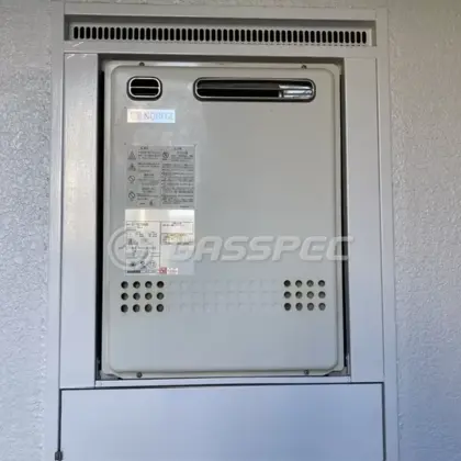 施工前の給湯器（GT-1627SAWX）