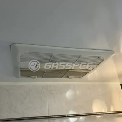 施工前の浴室乾燥機（FD2810J2M）