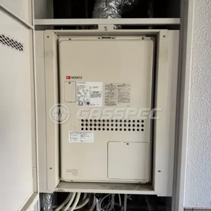 施工前の暖房熱源機（GTH-2444AWX6H-H）