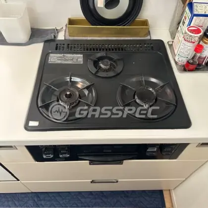 施工前のビルトインガスコンロ（DG3295NR）
