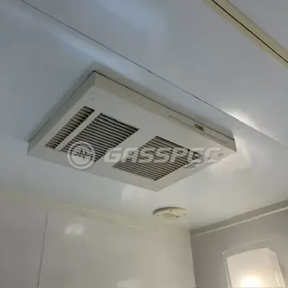 施工前の浴室乾燥機（BS-151H）