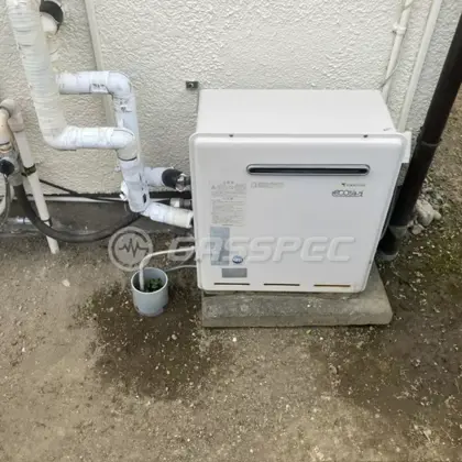 施工前の給湯器（RFS-K2001SA）