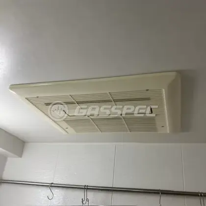 施工前の浴室乾燥機（161-5501）