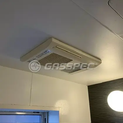 施工前の浴室乾燥機（BS-141SH2）