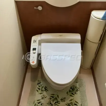 施工前の便座