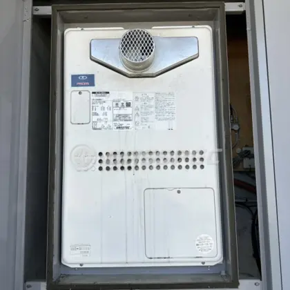 施工前の暖房熱源機（GTH-2434AWX6H-T）