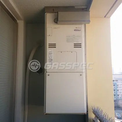 施工前の暖房熱源機（RUFH-K2402AA2-3(A)）