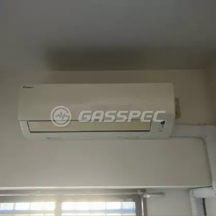 施工前のエアコン（F22PTES）