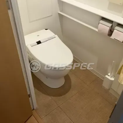 施工前のトイレ（TCF980/CS365BP）