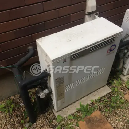 施工前の給湯器（FP244AZR）