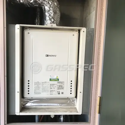施工後の給湯器（ノーリツ GT-2460SAWX-H-1 BL）