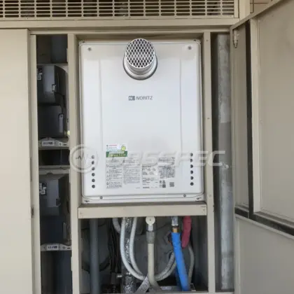 施工後の給湯器（ノーリツ GT-2460AWX-T-1 BL）
