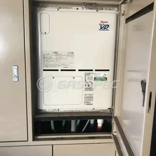 交換後の給湯器（リンナイ RVD-A2400AU2-3(A)）