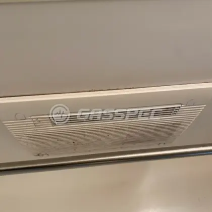 施工前の浴室乾燥機（BS-102HAM）