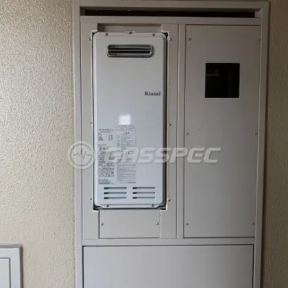 施工後の給湯器（リンナイ RUX-VS1616W(A)-E）