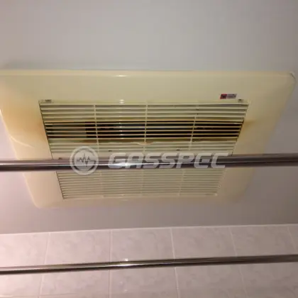 施工前の浴室乾燥機（ABD-28KSF1）
