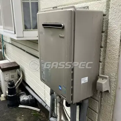 施工前の給湯器（RUF-E2003SAW）