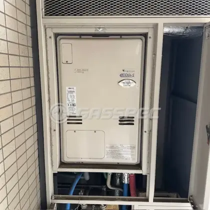 施工前の暖房熱源機（RUFH-K2400AU2-3）